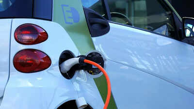 Govt-extends-PM-E-Drive-scheme-to-March-2028-2W-3W-subsidies-to-end-on-this-date.jpg